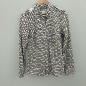 Gap button down shirt